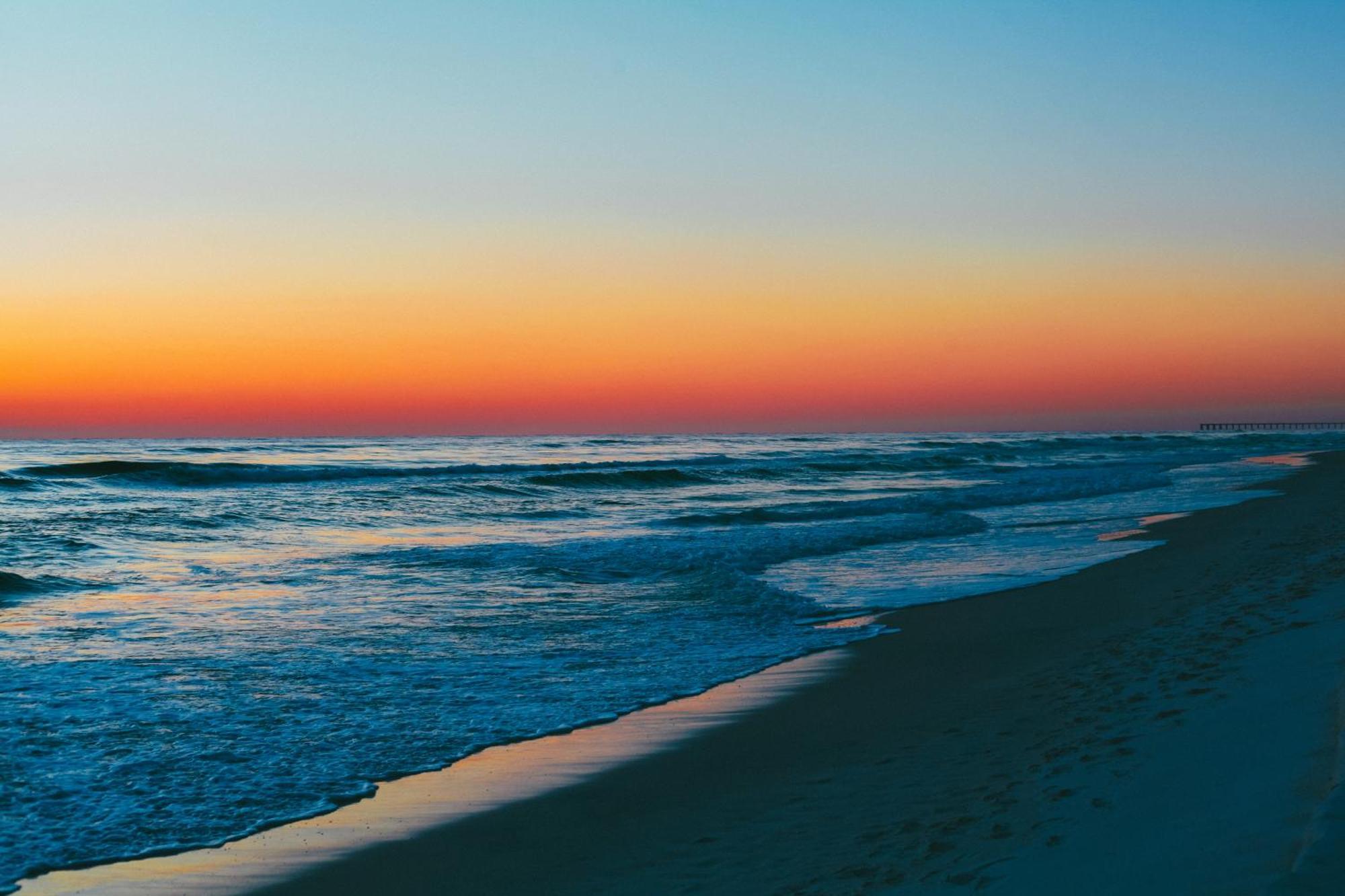 Sunset By The Sea At Fontainebleau Terrace #222 By Nautical Apartment